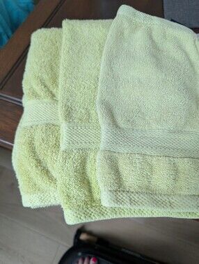 Tommy Hilfiger Lime Green Bath Towels - Set of 3